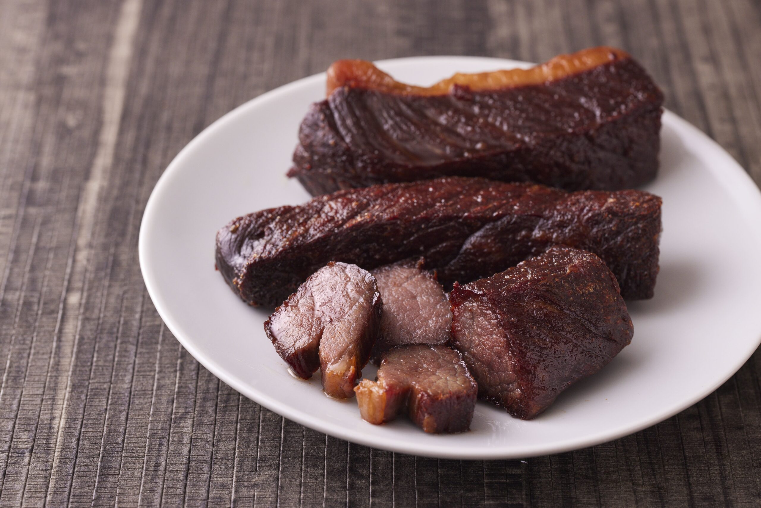 国産 干し肉 【200g入り：1パック】 - MEAT PAPA